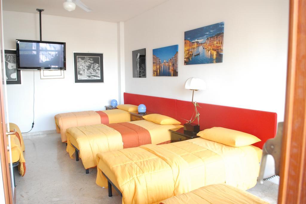 Bed & Breakfast Maricentro Taranto Eksteriør bilde
